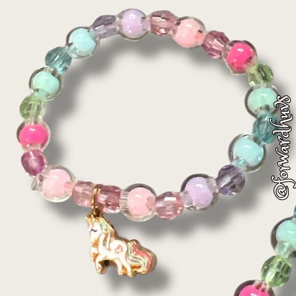 Bundle Sale 3 for $15 | Kids Unicorn Necklace & Bracelet - Picture 5 of 11